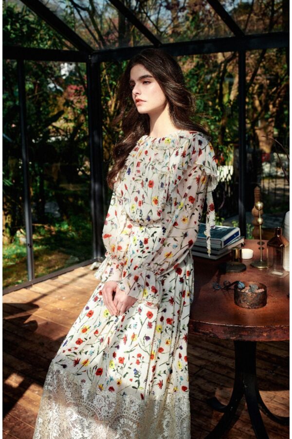 小花印花荷葉上衣