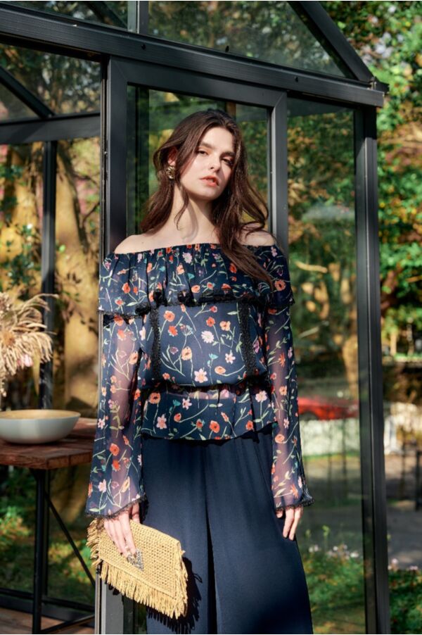 小花印花平口上衣