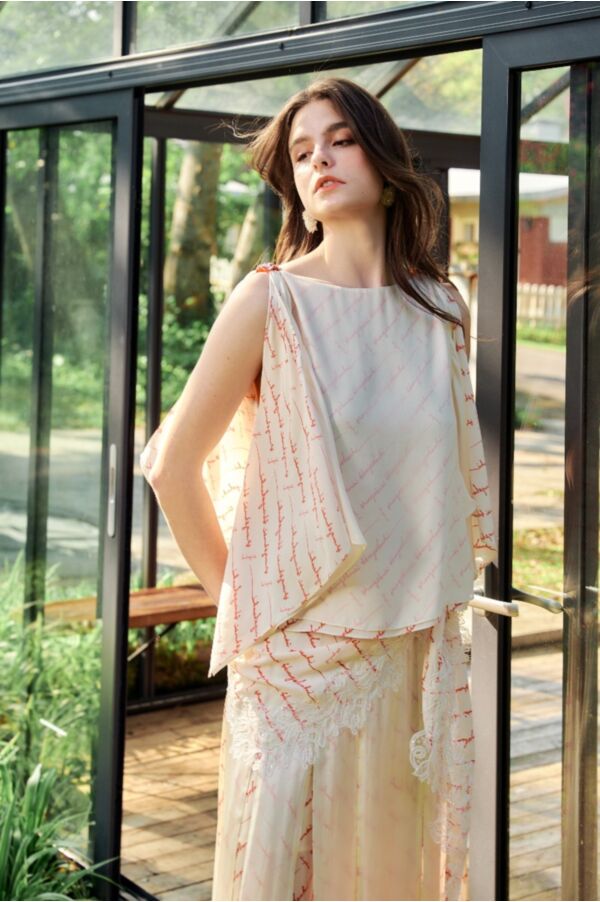 絲質印花垂墜上衣